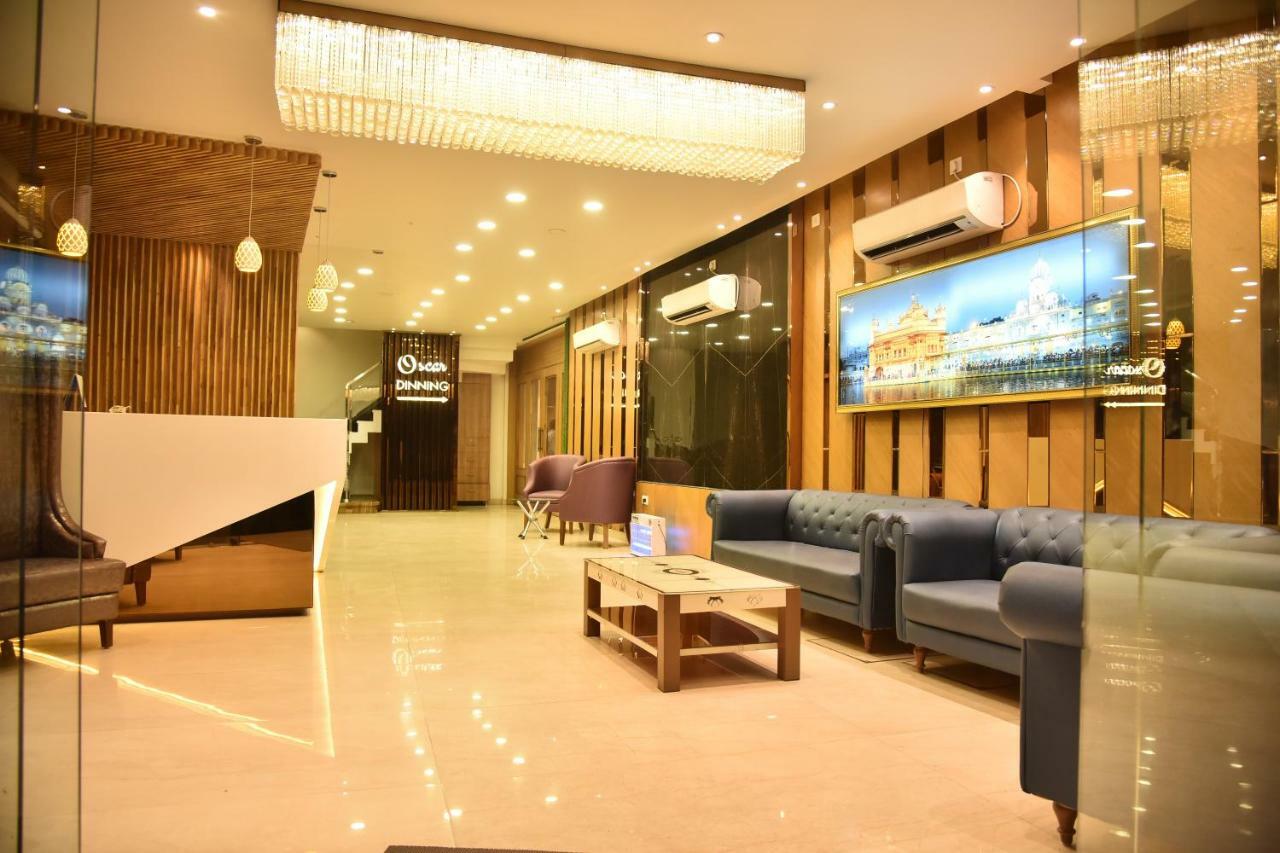 Hotel Oscar Amritsar Exterior foto