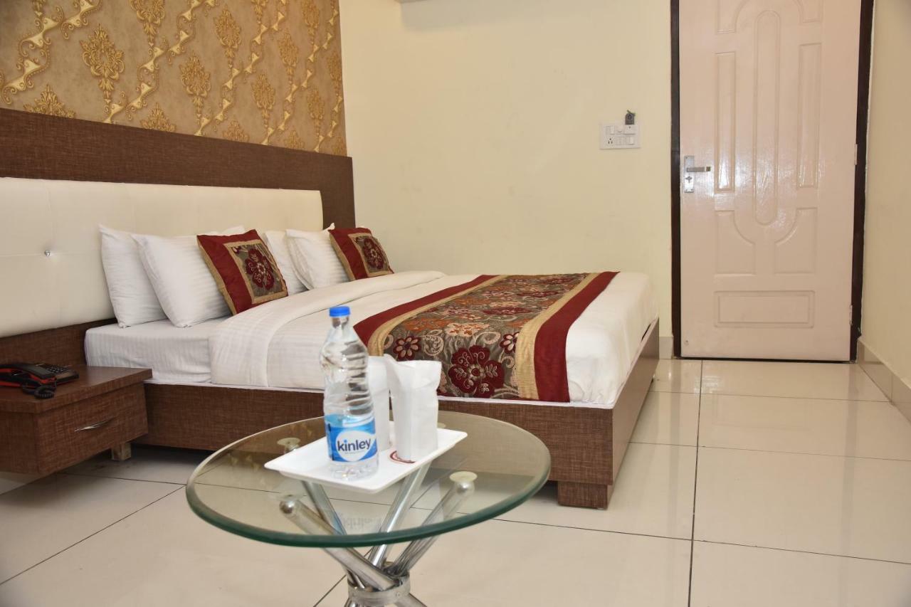 Hotel Oscar Amritsar Exterior foto
